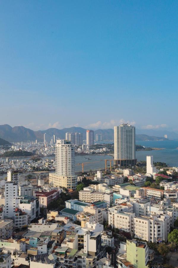 Cuddlencare 2Br Ocean View - Marina Suites Nha Trang Exterior foto